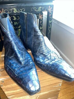 Men's Blue Croc-Embossed Leather Chelsea Boots with Side Zip